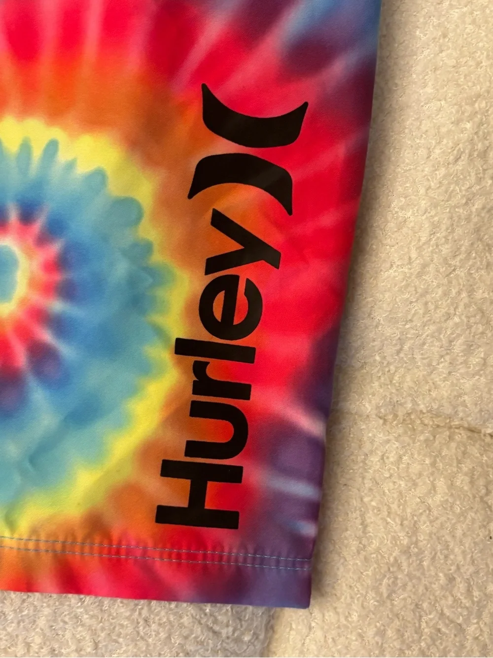 Hurley Boys Tie-Dye Swim Trunks Board Shorts Rainbow Youth XL 13-15